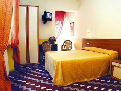 Hotel Luciana 마리나디마사